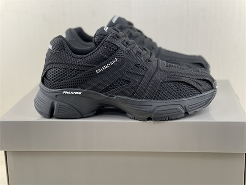 Pure original version_ eight generations of Paris Family_ Black warrior color matching_ full code shipment_ 35-45-4d6c121b